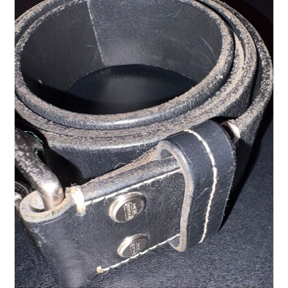 Coach Men’s belt black with silver buckle - Picture 2 of 10